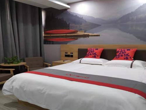 JUN Hotels Suqian Muyang Baimeng Logistics Park
