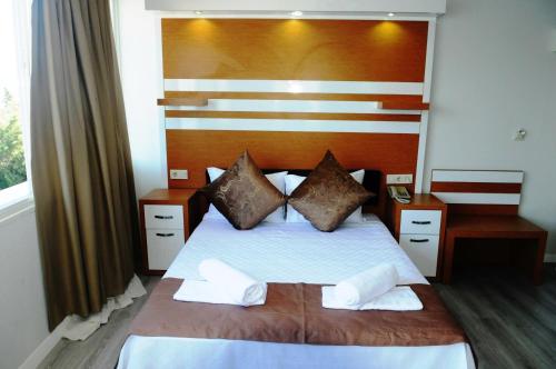HEAVEN BEACH OTEL - image 11