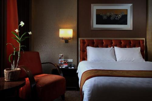 Kamar Tidur, Hotel Ciputra Semarang managed by Swiss-Belhotel International in Semarang