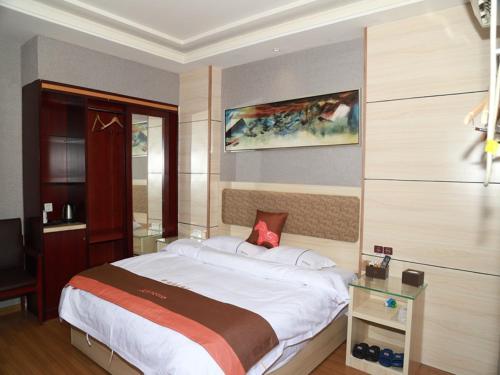 JUN Hotels Jiangnan Nanchang Nanchang County Xiaolan Industrial Park