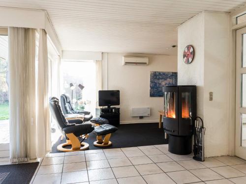 Holiday home Blåvand CLVIII - image 2