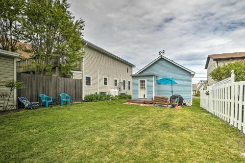 Coastal Pet-Friendly Cottage Less Than half Mi to Beaches