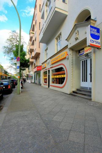 Hotel-Pension Cortina - image 12