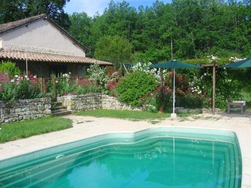 Villa with 5 bedrooms in CastelnauMontratier with private pool enclosed garden and WiFi