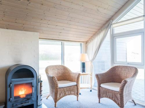 Facilities, Tranquil Cottage with Spa and Sauna-By Traum in Hemmet