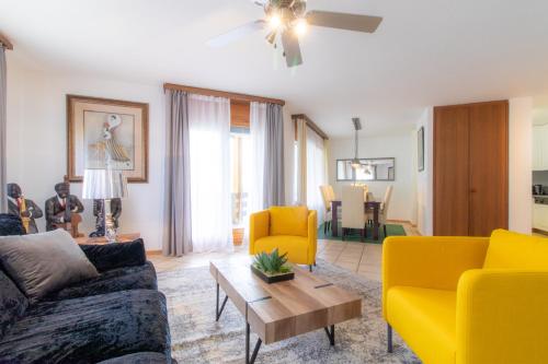 Spacious and stylish 3 bedroom apartment in Sion