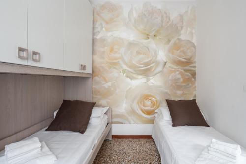 San Polo Canal View Apartments by Wonderful Italy - image 3