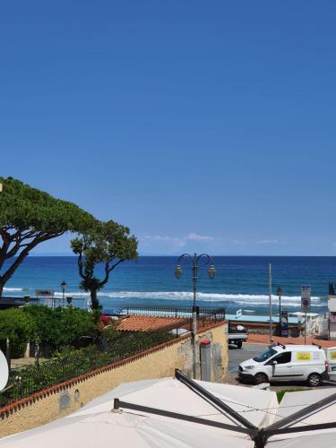 Beach House in Laigueglia