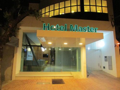 Hotel Master