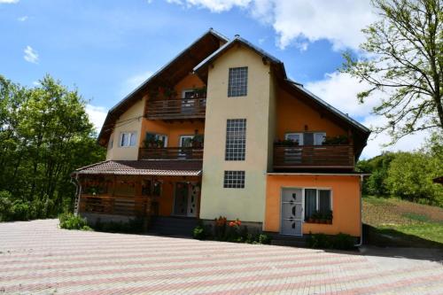Accommodation in Arges