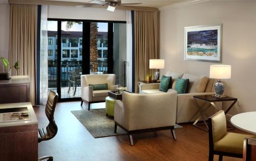 2 bedrooms, 3 beds
