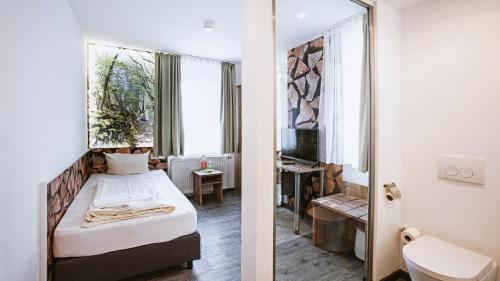 Hotel Scharfes Eck - image 4