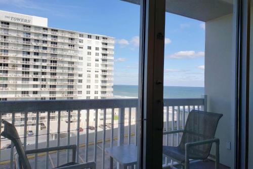Unit #817 - image 7