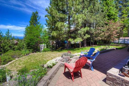 Cold Creek Lakeview Lodge by Lake Tahoe Accommodations - image 9