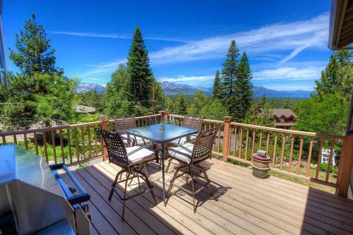 Cold Creek Lakeview Lodge by Lake Tahoe Accommodations - image 4