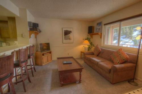 Heavenly Chairview Condo by Lake Tahoe Accommodations - image 8