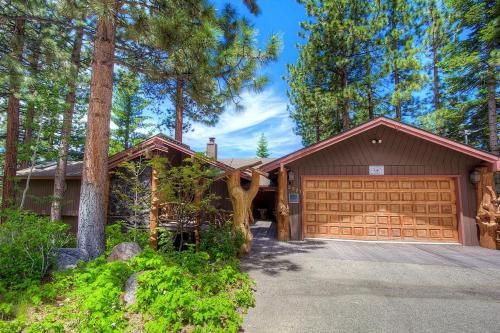 Heavenly Tree House by Lake Tahoe Accommodations South Lake Tahoe