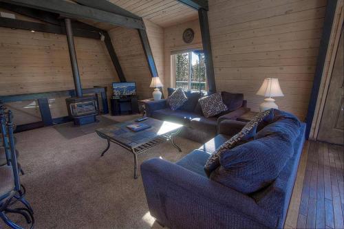 Heavenly Hilltop Hideaway by Lake Tahoe Accommodations - main image