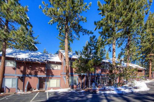 Heavenly Mountain Hideaway by Lake Tahoe Accommodations South Lake Tahoe 