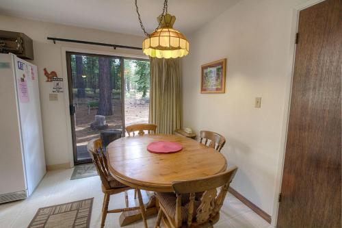 Golden Dust by Lake Tahoe Accommodations - image 2