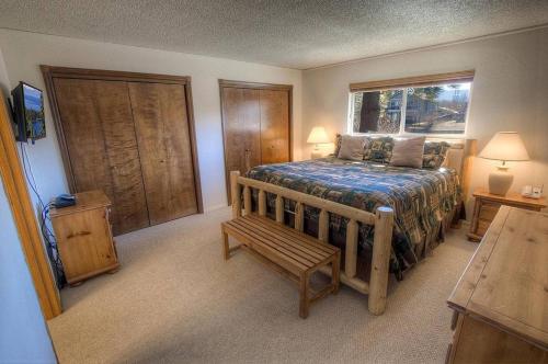 Rock Water Cove by Lake Tahoe Accommodations - image 9