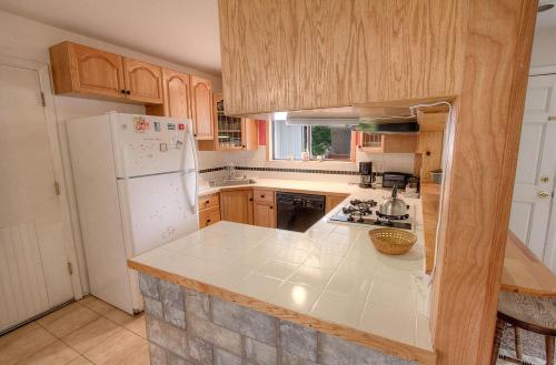 Rim Trail and Relax by Lake Tahoe Accommodations - image 5