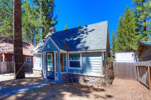 Queens Cottage by Lake Tahoe Accommodations California