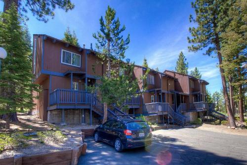 Top of the Run by Lake Tahoe Accommodations - image 4