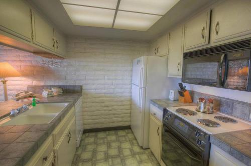 Walk on Water by Lake Tahoe Accommodations - main image