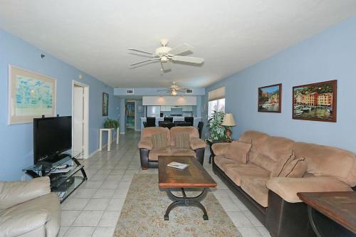 We Are Open Beachfront and Booking! 3 Bed Beachfront Beauty at the Apollo!! - image 4