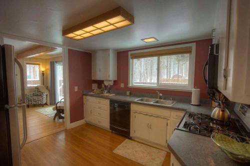 Glenwood Getaway by Lake Tahoe Accommodations