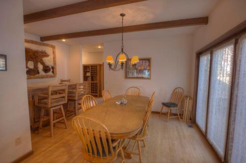 High Meadows HIdeaway by Lake Tahoe Accommodations - main image