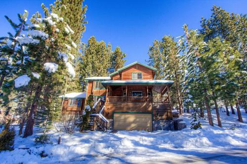 High Meadows HIdeaway by Lake Tahoe Accommodations - image 5