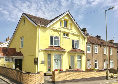 Alexandra Guest House, Bridgend, South Wales