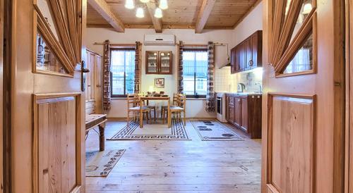 Willa Konradówka - apartamenty Dębowy, Klonowy, Kosówka, Limba, Brzozowy i Jemioła, Zakopane (fotografie 3)