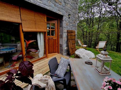 Létesítmények, Els Pins d'Abella in Vilallonga De Ter