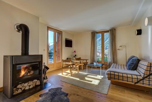 Villa Mont Blanc - main image