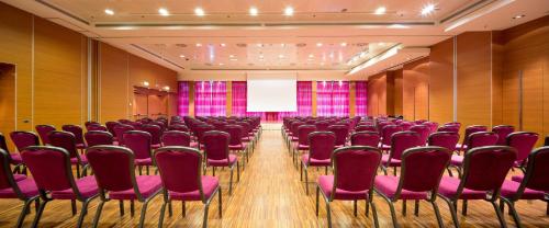 Best Western Premier BHR Treviso Hotel - image 4