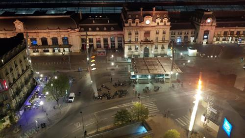 Chambre chez l'habitant face à la gare de Bordeaux