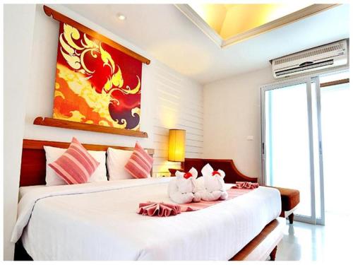 First Bungalow Beach Resort (SHA Plus+) near Bangkok Hospital Samui