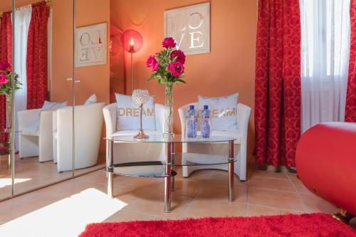 Loveroom, Интерлакен (фото 8)