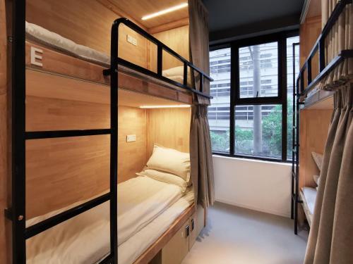 Bed in 4-Bed Male Dormitory Room image 3