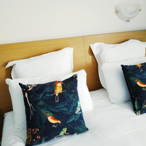 1 double bed