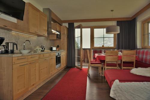 Konyha, Apartment Alpenstyle by Katharina in Rohrberg