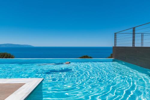 Blue Horizon Villas with Private Pool & Sea View