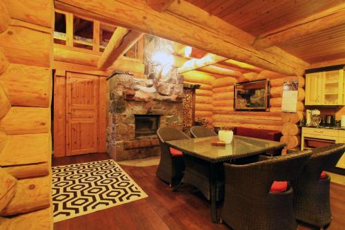 Excellent log house with a sauna in Lahemaa! in Hara