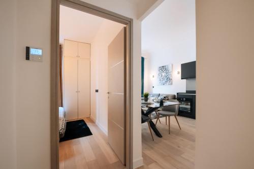SMARTBNB - Appartement 2 chambres - Luxe - Carre d'or - Plage