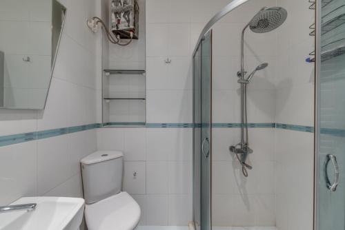 Top Center Apartment next to Vitosha Boulevard - image 3
