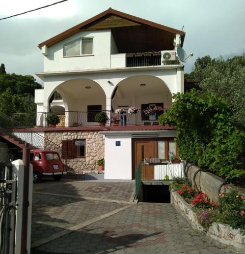  Apartman Đani in Starigrad-Paklenica