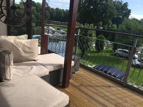 Waterfront House In The Heart Of St Neots - image 4